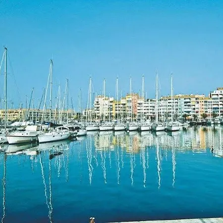 Port * Hyeres