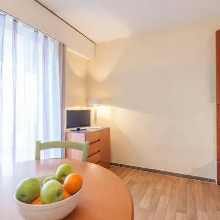 Port Apartment